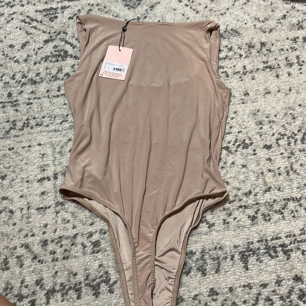 NET missguided Seamless scoop neck bodysuit - Picture 5 of 7